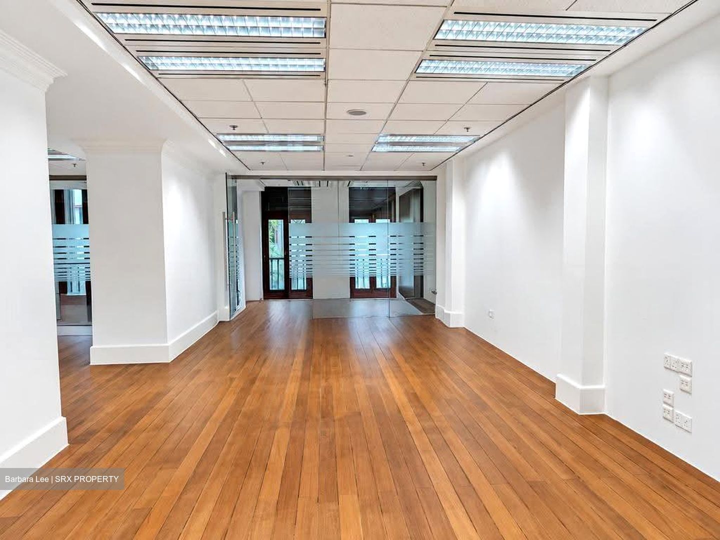 Capital Square (D1), Office #632495641